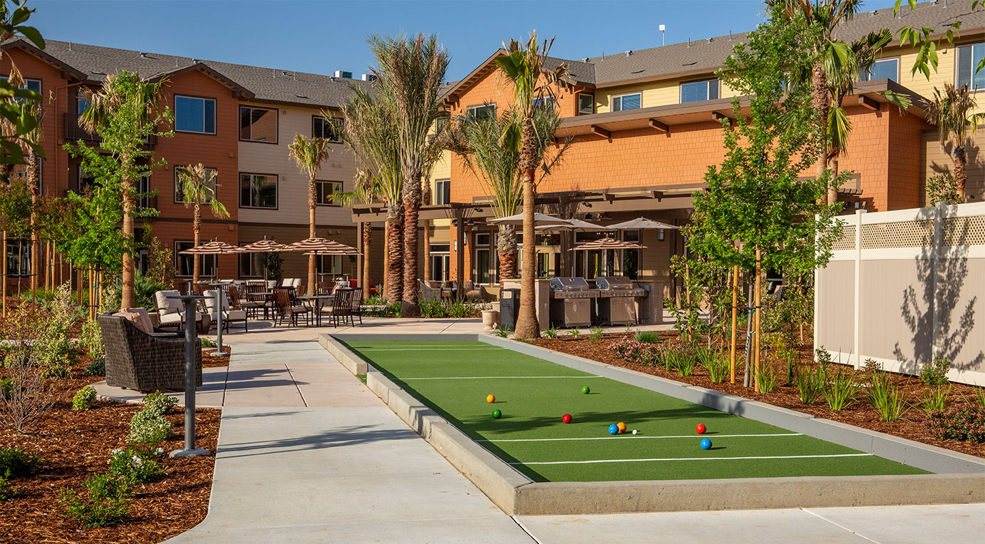 Bruceville Point outdoor area with bocce ball