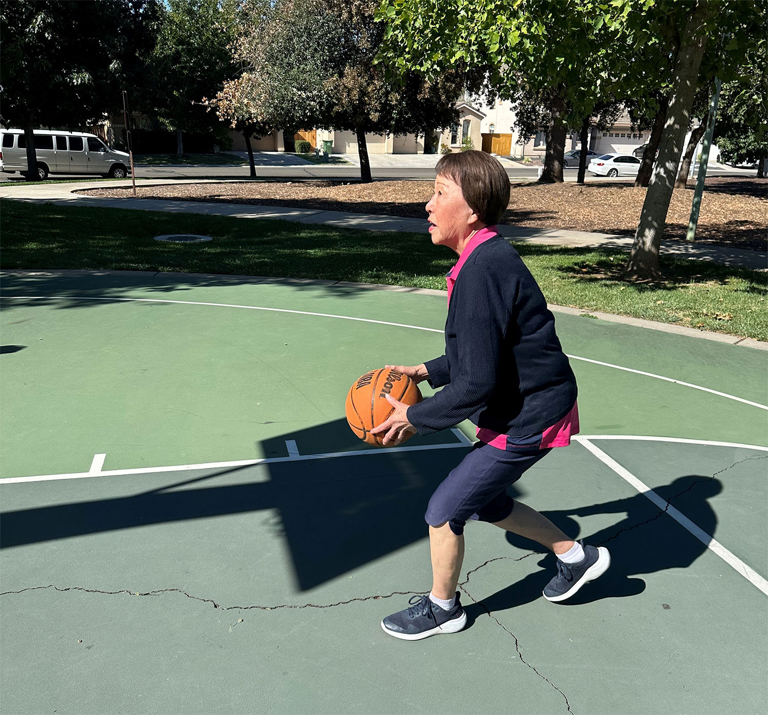 sachi-playing-basketball